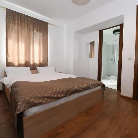 Casa Cu Scari * Lunca Mare
